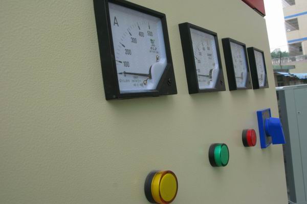 通海口镇配电柜-3683讲讲配电柜注意事项